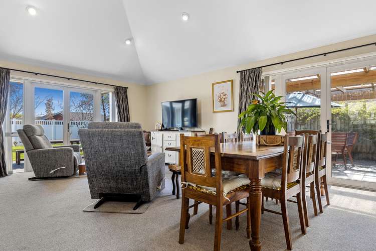 10 Mcmahon Drive Aidanfield_5