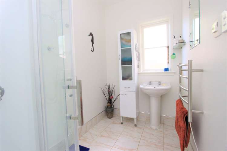 21 Main Road Havelock_17