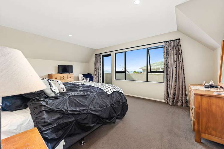 82 Redvers Drive Belmont_6