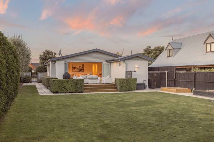 23 Celia Street Redcliffs_24