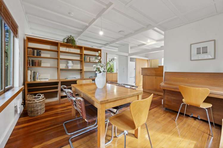 49 Park Road Titirangi_8