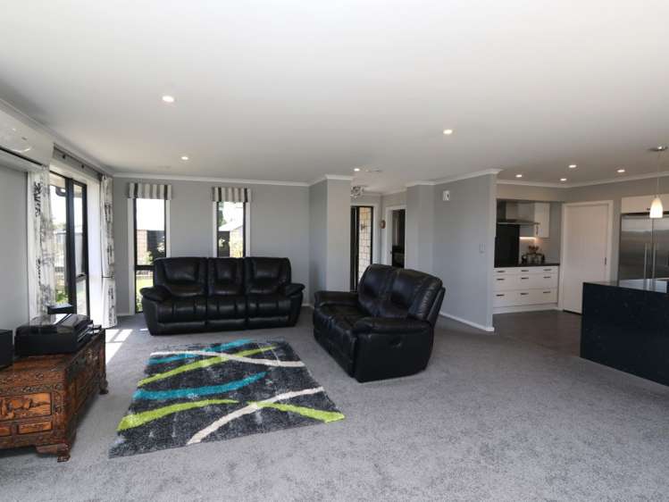 51 Braebrook Drive Netherby_5