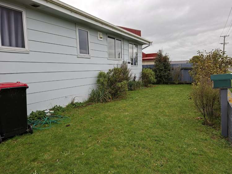 128 Havelock Street Riverton_8