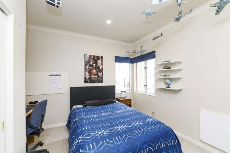 15 Sycamore Crescent Fitzherbert_18