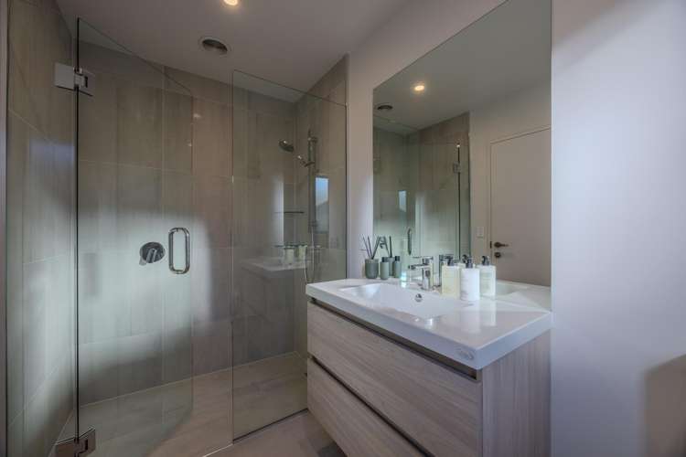 207 Aubrey Road Wanaka_13