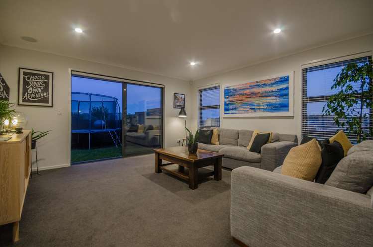 8 Walnut Road Riverhead_10