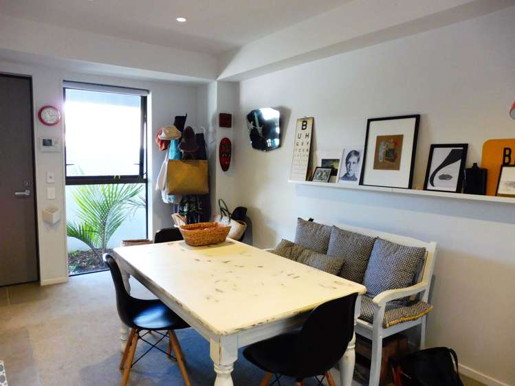 07/4g Bluegrey Avenue Stonefields_5