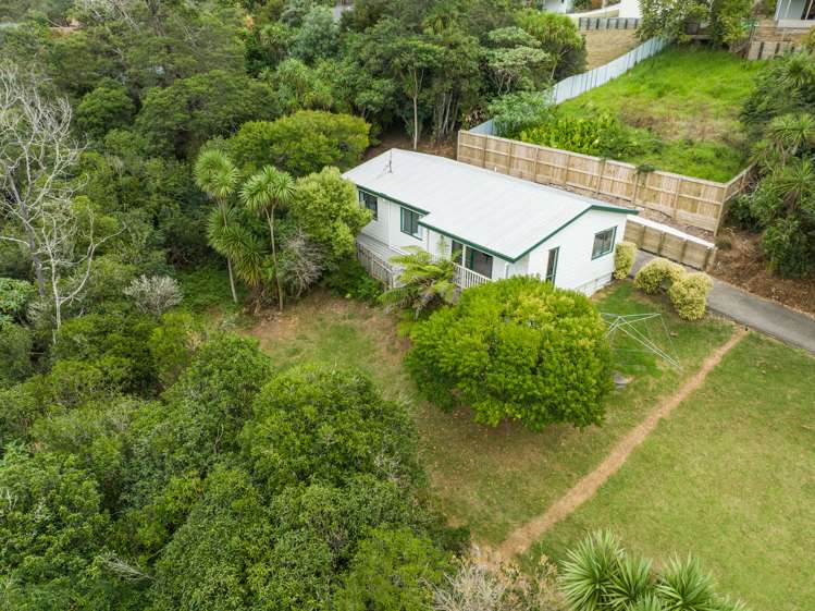 85d Fairclough Road Beach Haven_16