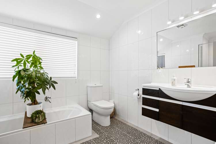 6 Applemoors Way Riverhead_14