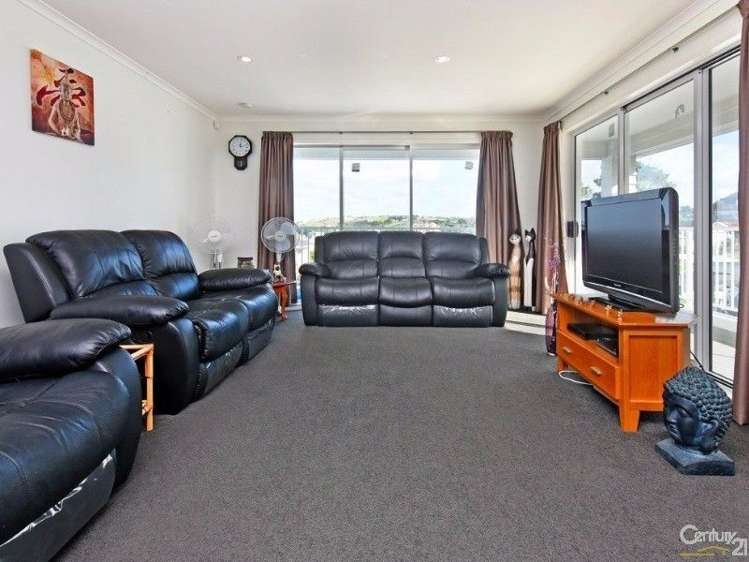 263 Alec Craig Way Gulf Harbour_8