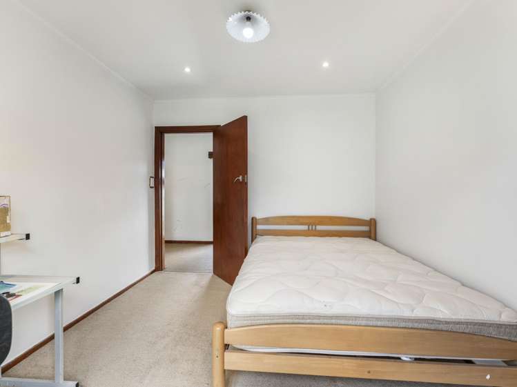 12 Great South Road Manurewa_11