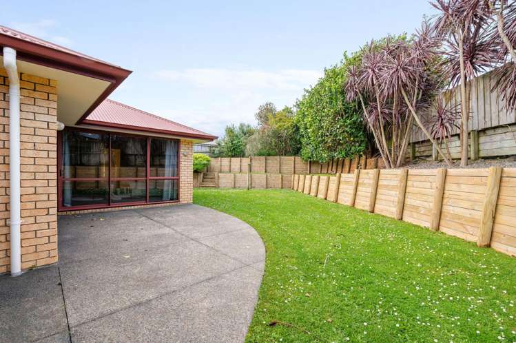 1 Farleigh Close Huntington_13