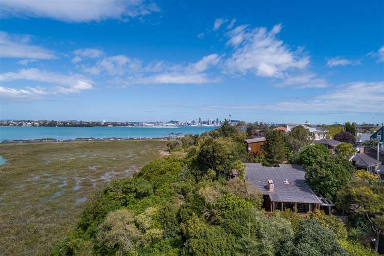 36 Mcbreen Avenue Northcote_1