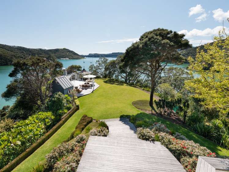 309 Manawaora Road Russell Surrounds_1