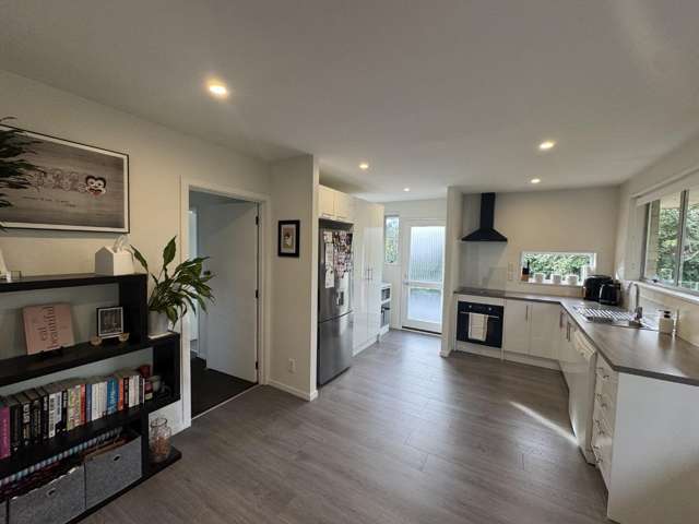 96 Lake Terrace Road Burwood_3