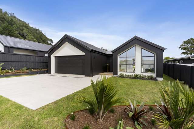 Last Green Home in Paradise!