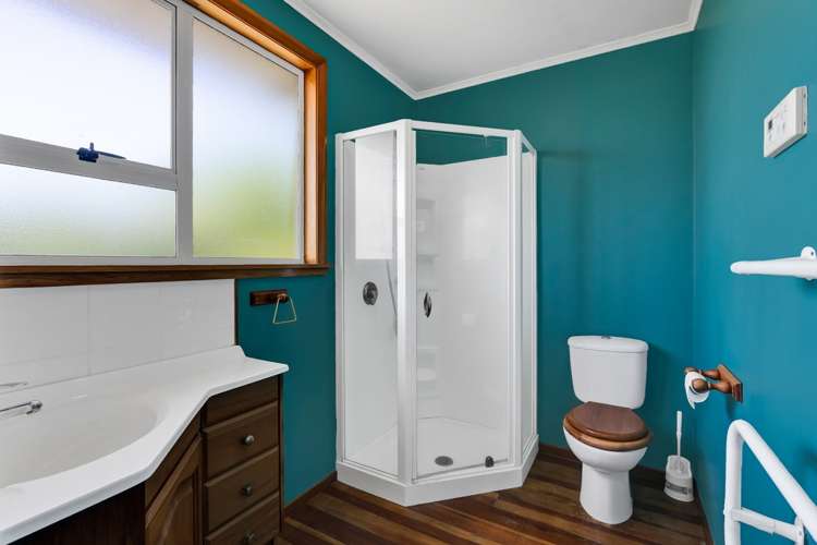 32 Dieffenbach Street Opunake_14