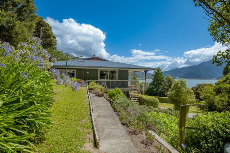 255 Queen Charlotte Drive Havelock_22