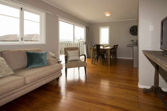 2 Hikurangi Street Te Atatu Peninsula_1