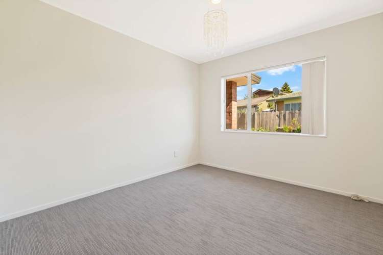 6 Camberley Court Manurewa_12