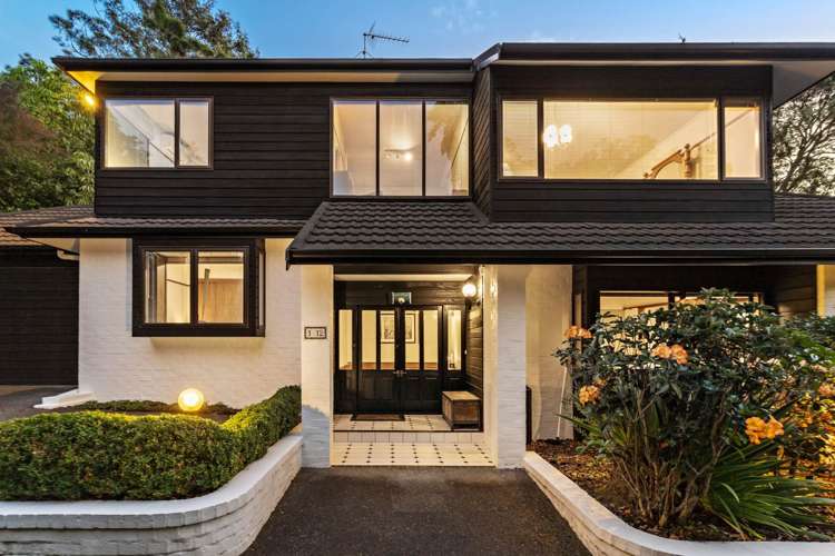 2/12 Penzance Road_0
