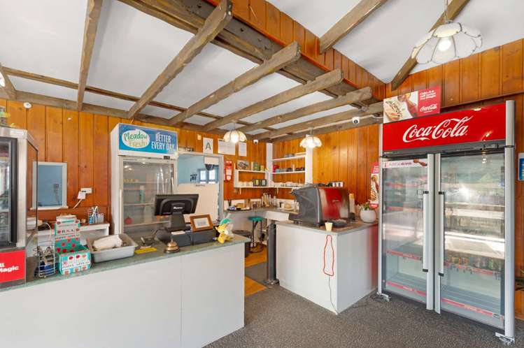 2 High Street Hunterville_15