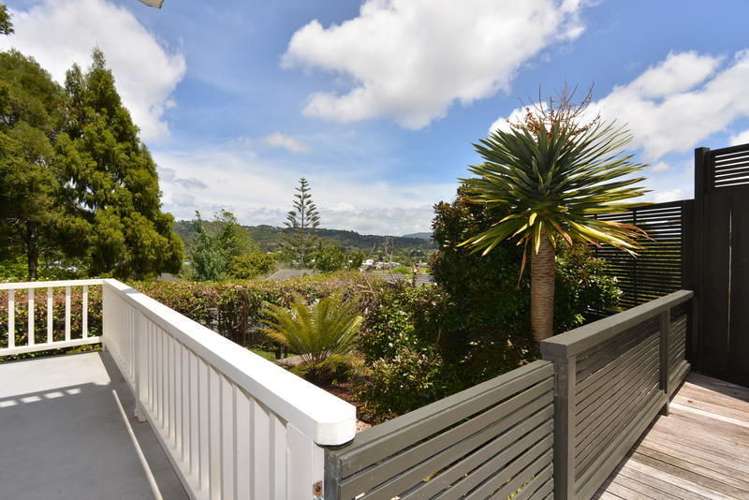 1/98a Captain Scott Road Glen Eden_10