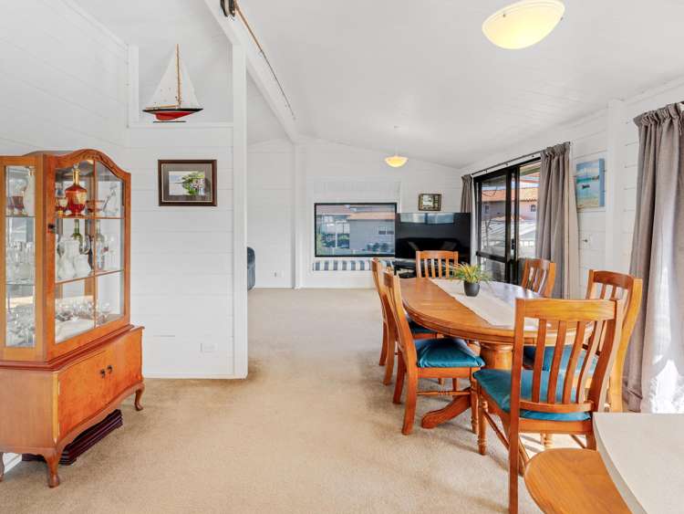 3 Hattaway Avenue Bucklands Beach_6