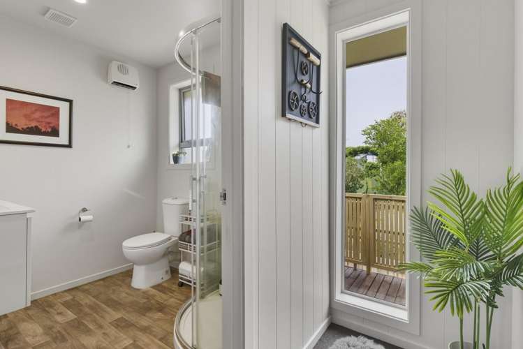 4 Mcintosh Road Brighton_11