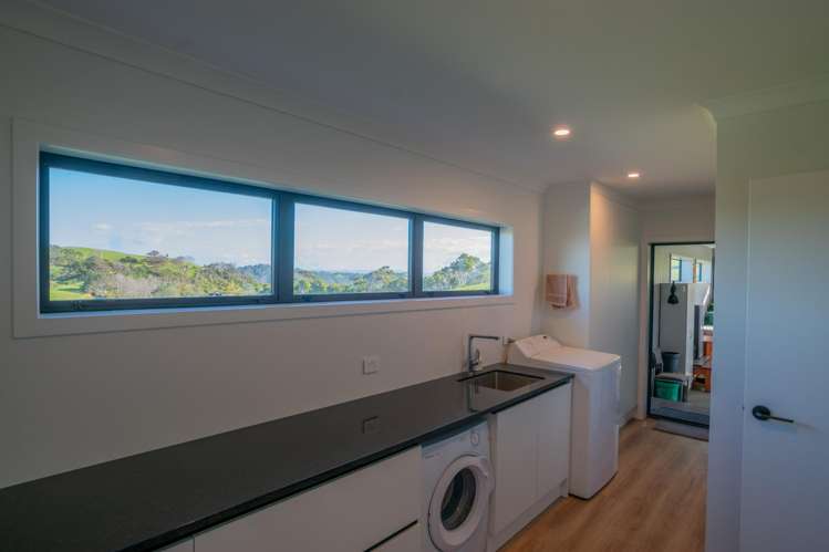 212 Black Jack Road Kuaotunu_16