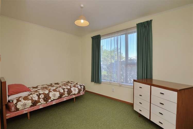 39 Gibson Drive Hornby_13