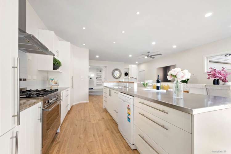 64 Crummer Road Grey Lynn_11