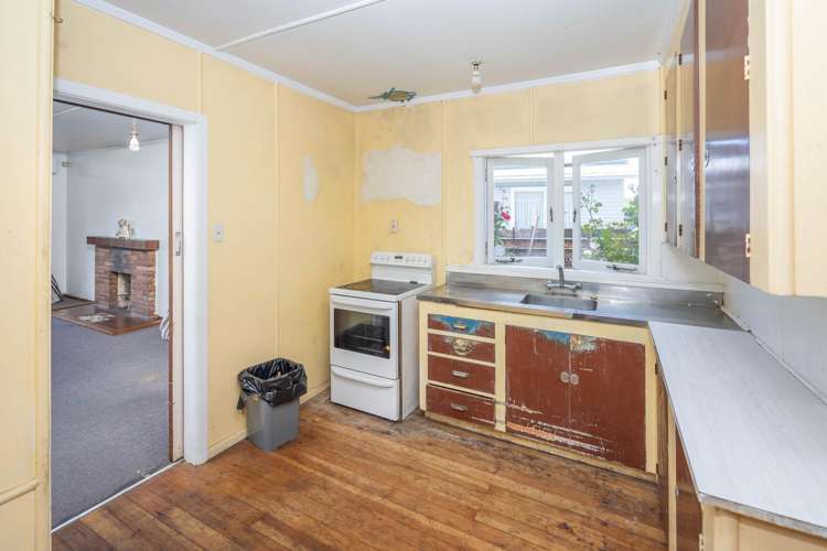 16 Keats Crescent Enderley_4