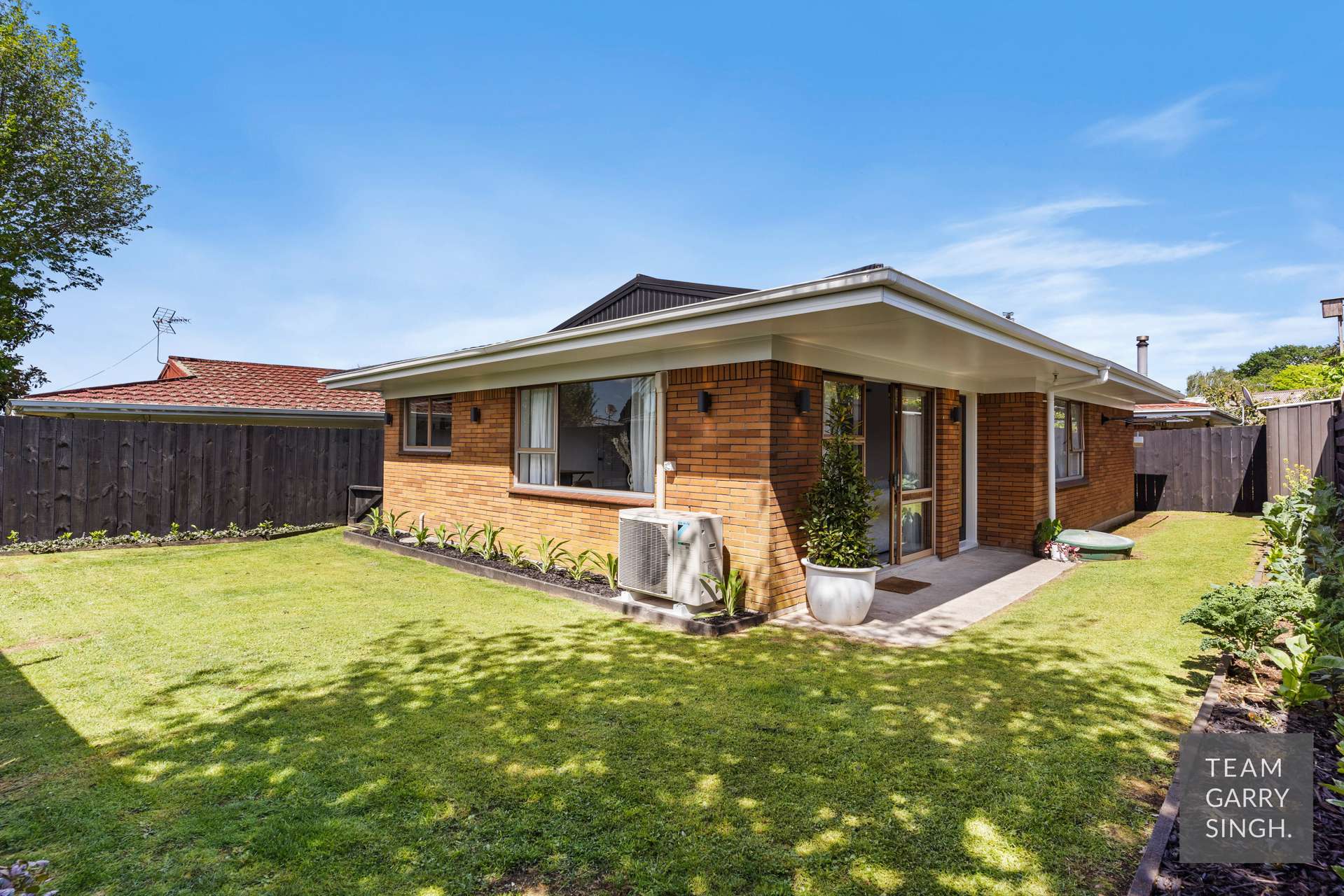 2/42 Trentham Road Papakura_0