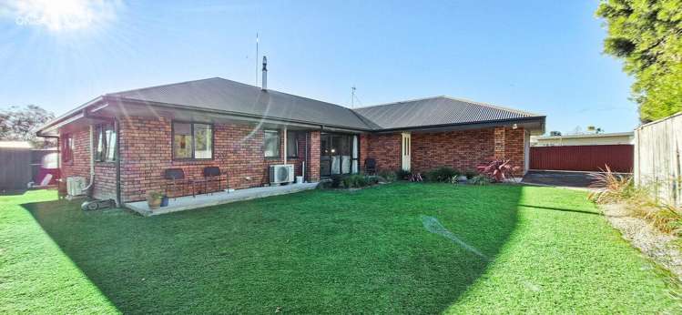 32 Grey Street Feilding_14