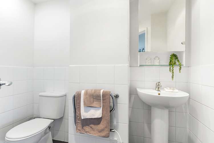 1201/1 Hobson Street Auckland Central_13