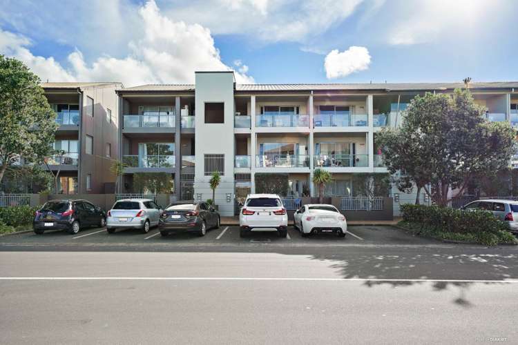 92c Michael Jones Drive Flat Bush_7