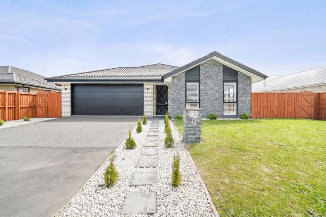 8 Petunia Drive Wigram_1