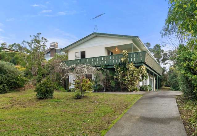 9 Church Bay Road Oneroa_1