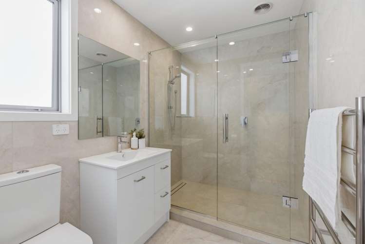12c Ruskin Place Westown_25