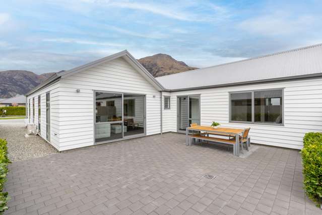 37 Jones Avenue Lower Shotover_2