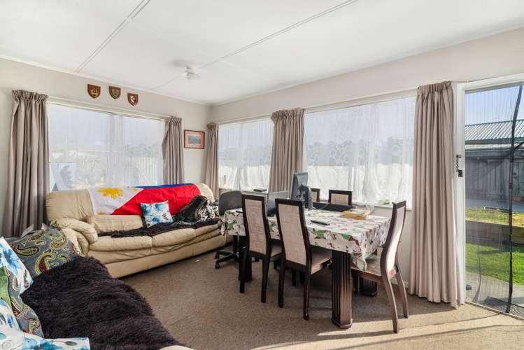 28b Konene Street Utuhina_3