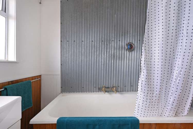 56 Parkers Road Tahunanui_13