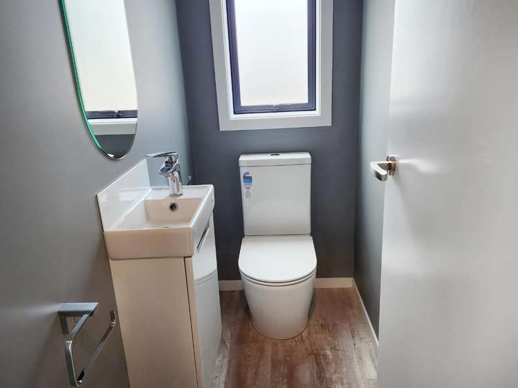 4/64 Glen Road Stokes Valley_11