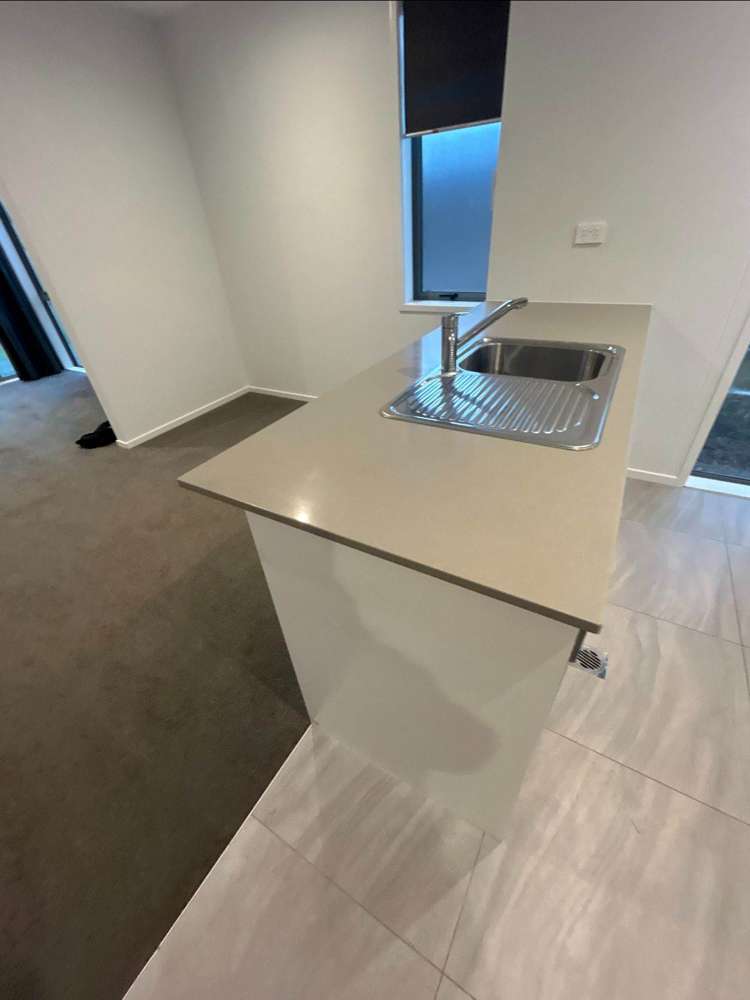 3/21 Moor Avenue Te Atatu Peninsula_2