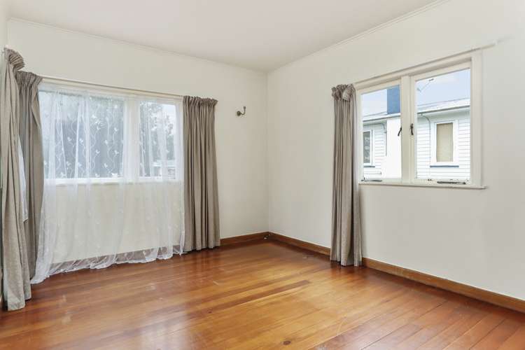 59 Godley Road Green Bay_14