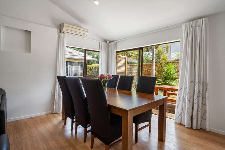 4 Fitzwilliam Drive Torbay_6