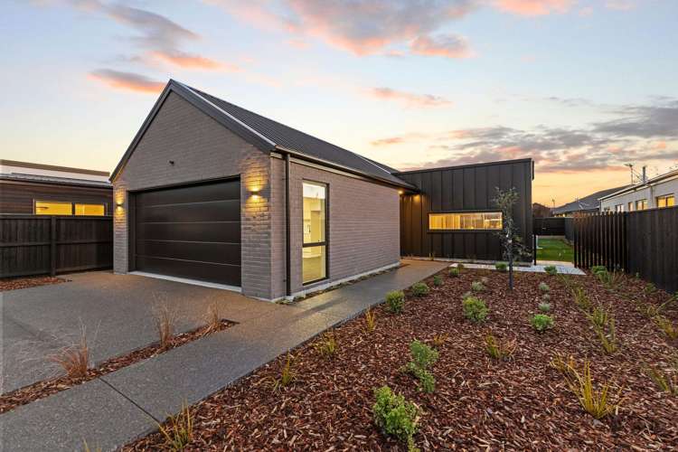 26 Greystone Close_1
