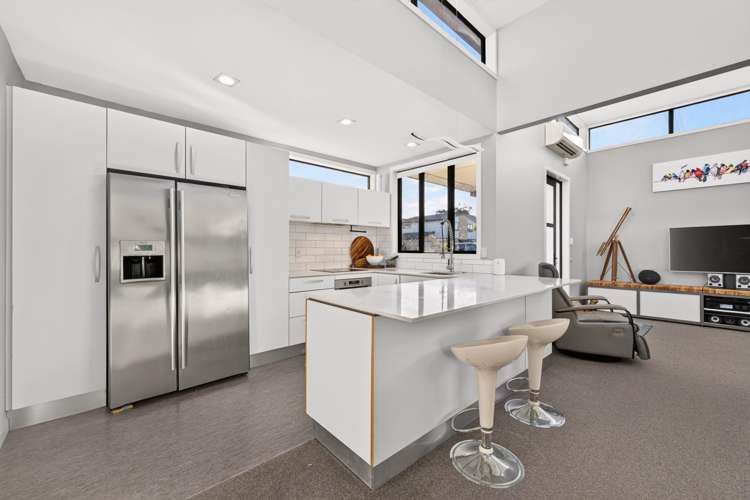 2/176 Mcleod Road Te Atatu South_16