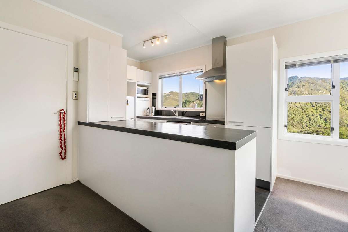 11B Clinton Way_1